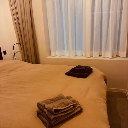 Christina's 1 Bed - Second Floor *